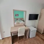 Отель Char 2*