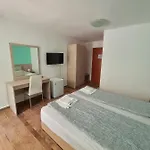 Отель Char Приморско