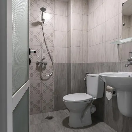 Char Hotell